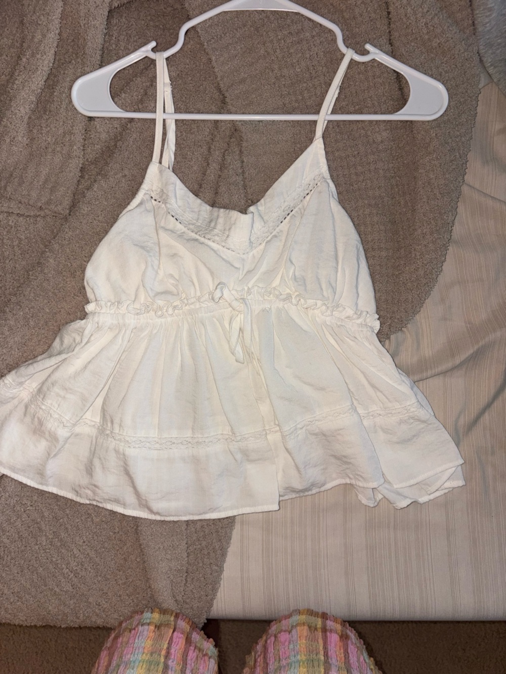 Women’s White Ruffled Sleeveless Top